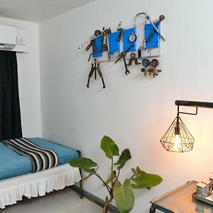 Single Room Private External Bathroom